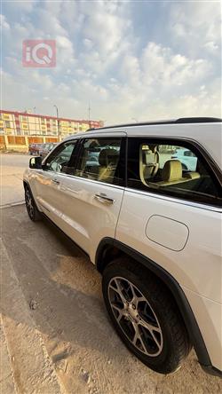 جيب جراند شيروكي